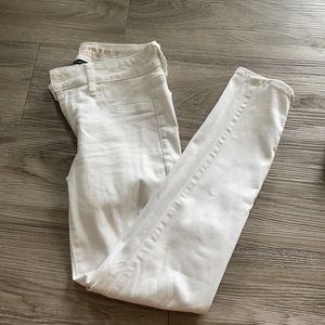 American Eagle White Jegging Jeans